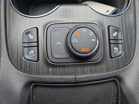 Certified 2023 GMC Acadia SLT w/ Preferred Package AWD/4WD image 23