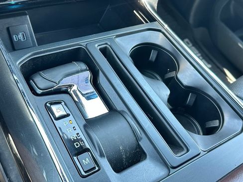 Used 2021 Ford F150 Lariat w/ Equipment Group 502A High AWD/4WD image 14