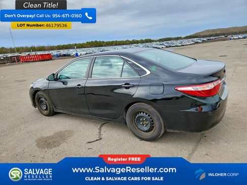 Used 2016 Toyota Camry LE image 3