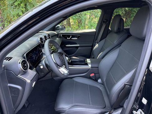 New 2025 Mercedes-Benz GLC 300 4MATIC image 16