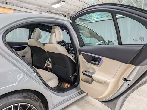 Used 2025 Mercedes-Benz C 300 4MATIC Sedan image 14