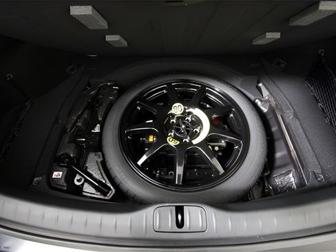 Used 2024 Genesis G80 2.5T w/ Sport Prestige Package image 21