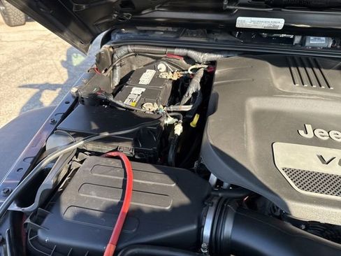 Used 2016 Jeep Wrangler Sport w/ Quick Order Package 24S image 7