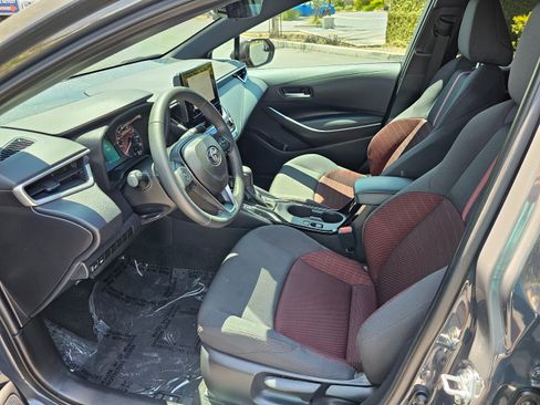 Used 2024 Toyota Corolla SE image 15