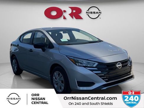 Used 2025 Nissan Versa S w/ Trunk Package FWD image 3