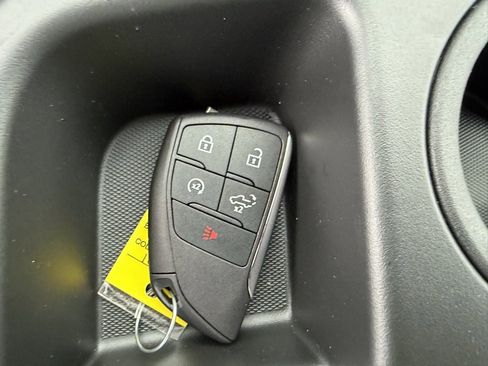 New 2026 Chevrolet Silverado 2500 Custom w/ Custom Value Package image 6