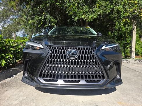 Used 2025 Lexus NX 250 FWD w/ Accessory Package (Z1) image 2