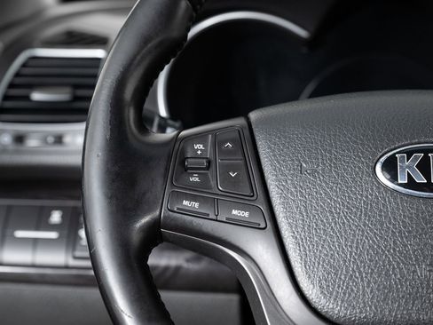 Used 2014 Kia Sorento EX image 31