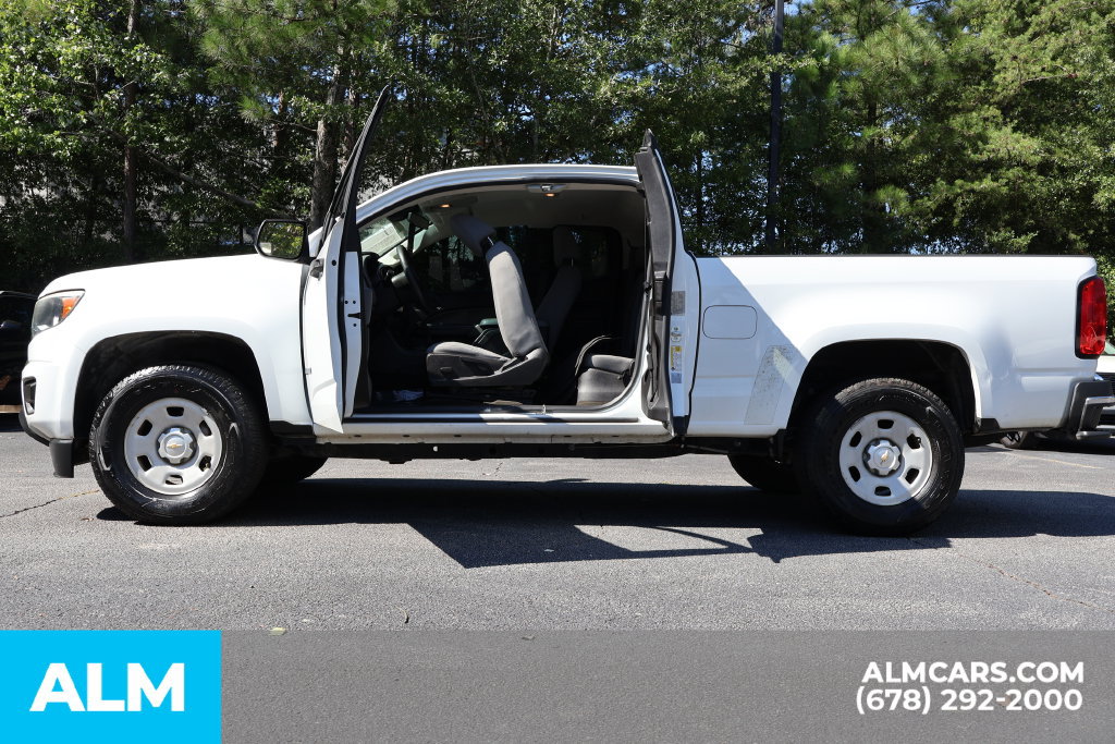 Used 2017 Chevrolet Colorado W/T RWD image 18