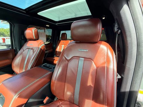 Used 2019 Ford F250 Platinum w/ Platinum Ultimate Package image 35