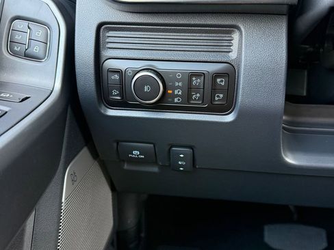 New 2026 Ford F350 Lariat w/ Black Appearance Package image 25