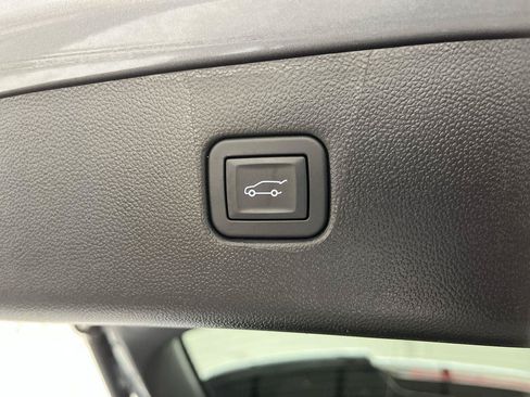 Certified 2025 Chevrolet Blazer RS w/ Driver Confidence II Package AWD/4WD image 36