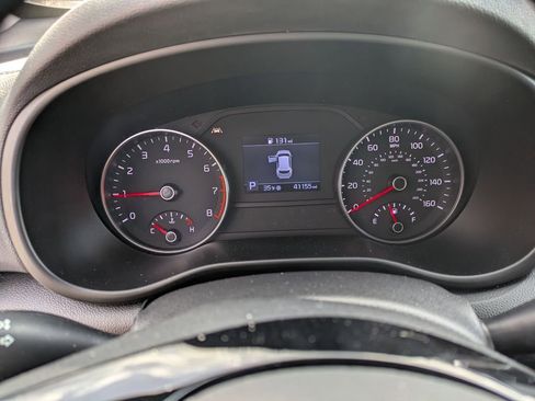 Used 2021 Kia Sportage EX image 15