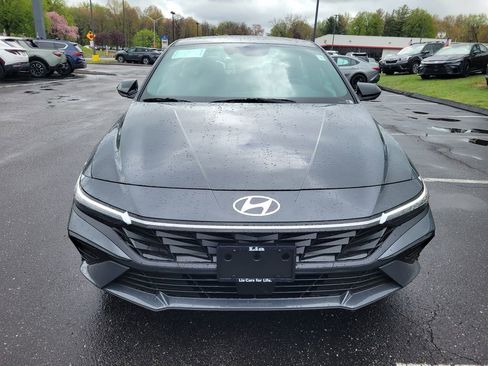 New 2026 Hyundai Elantra SEL Sport Premium FWD image 9