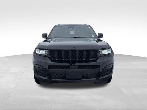 Certified 2023 Jeep Grand Cherokee L Laredo image 10