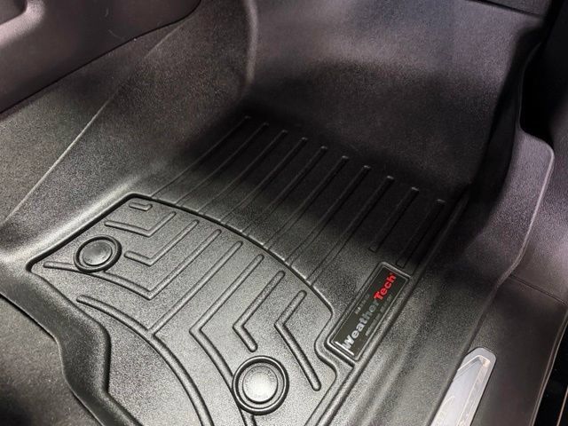 Used 2019 GMC Sierra 1500 SLT w/ SLT Premium Package AWD/4WD image 33
