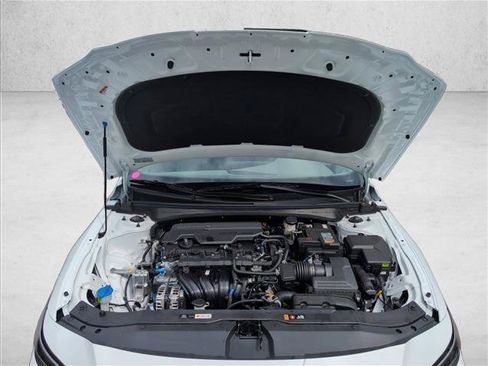 New 2026 Hyundai Elantra Sport FWD image 19