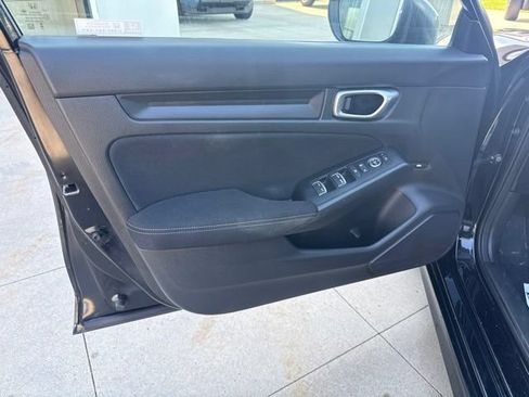 Used 2023 Honda Civic Sport image 13
