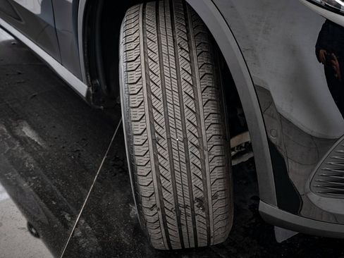 Certified 2025 Mercedes-Benz GLC 300 4MATIC image 38