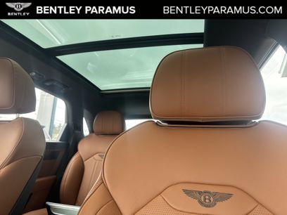 Used 2024 Bentley Bentayga Extended Wheelbase