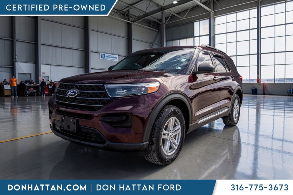 Certified 2022 Ford Explorer XLT w/ Class IV Trailer Tow Package AWD/4WD image 28