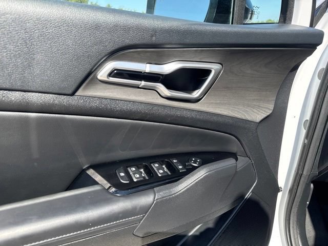 Used 2025 Kia Sportage X-Line w/ Premium Package AWD/4WD image 18