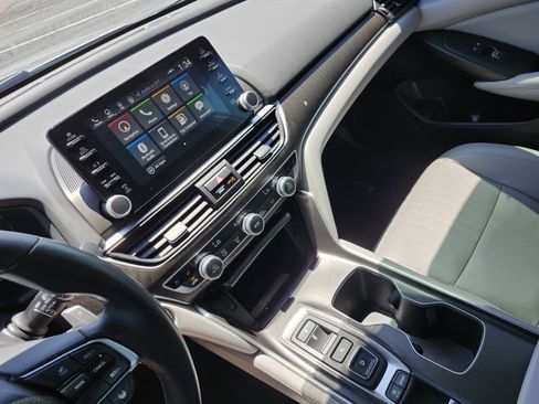 Used 2019 Honda Accord Touring image 34