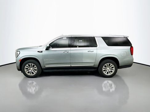 Used 2023 GMC Yukon XL Denali AWD/4WD image 4