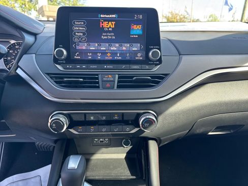 New 2025 Nissan Altima 2.5 SR image 18