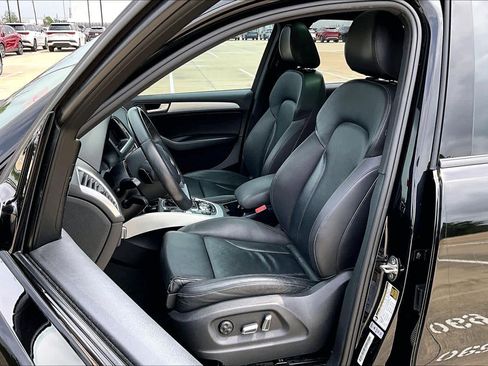 Used 2017 Audi Q5 3.0T Premium Plus w/ Technology Package AWD/4WD image 8