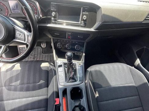 Used 2019 Volkswagen Jetta GLI FWD image 7