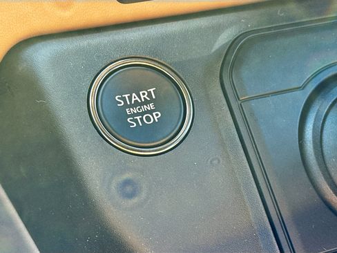 New 2026 Land Rover Defender 110 X AWD/4WD image 36