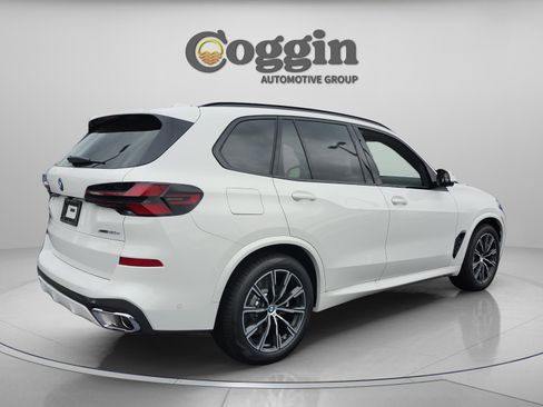 New 2026 BMW X5 xDrive50e w/ M Sport Package image 5