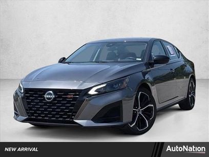 Used 2023 Nissan Altima 2.5 SR