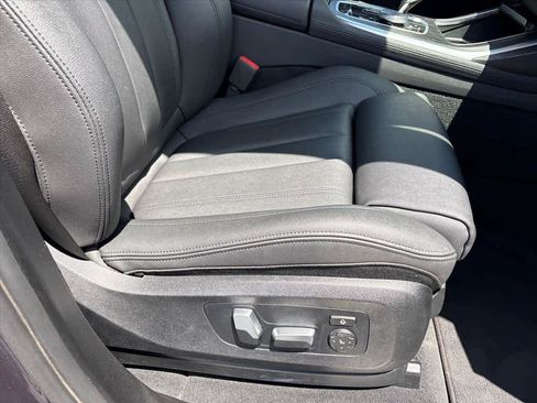 Used 2021 BMW X7 xDrive40i w/ Premium Package AWD/4WD image 7
