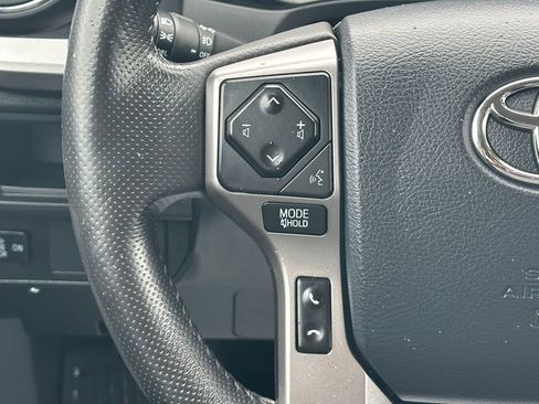 Used 2019 Toyota Tacoma SR5 AWD/4WD image 20