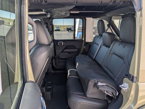 New 2026 Jeep Wrangler Unlimited Rubicon AWD/4WD image 6
