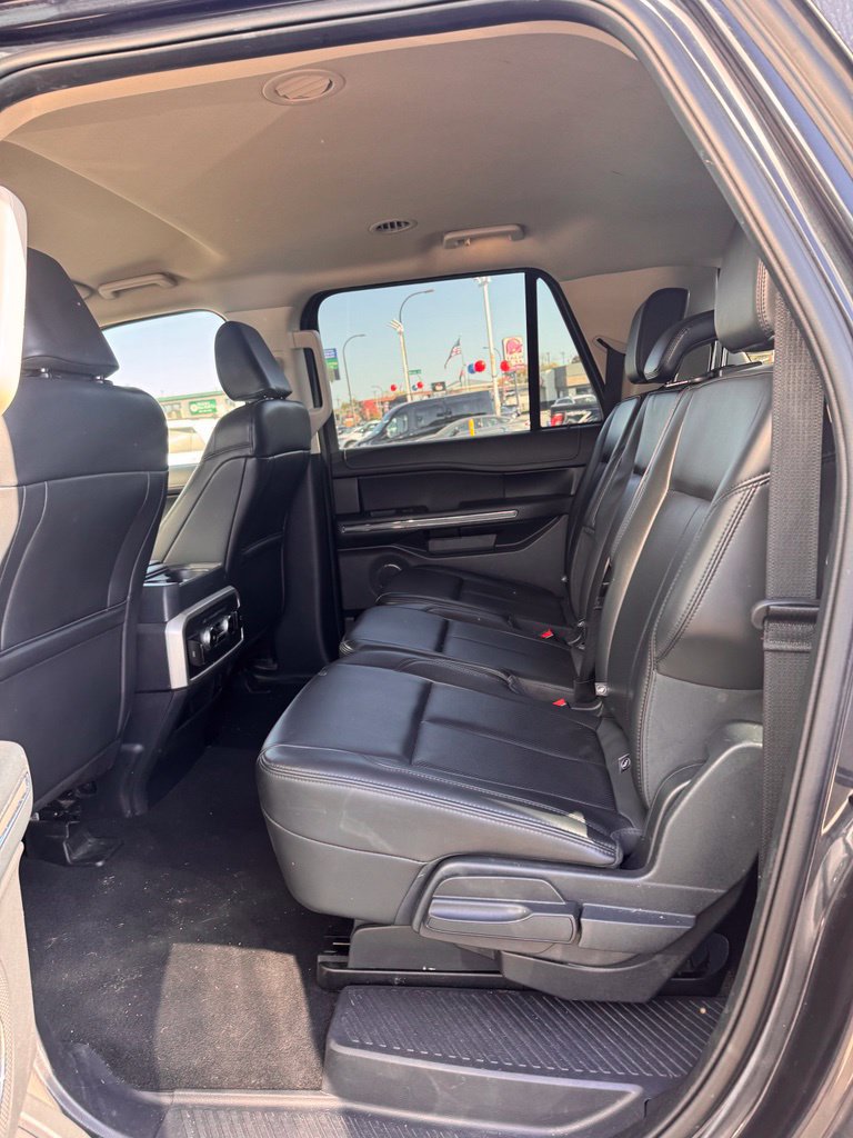 Used 2024 Ford Expedition Max XLT AWD/4WD image 21