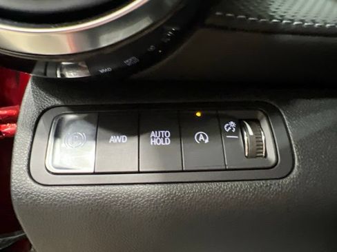 Used 2026 Chevrolet Equinox LT w/ Convenience Package II AWD/4WD image 30