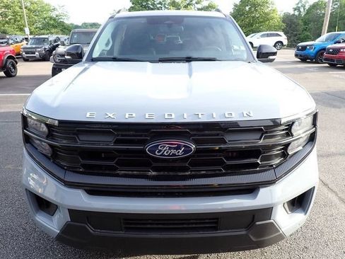 New 2026 Ford Expedition Active AWD/4WD image 10