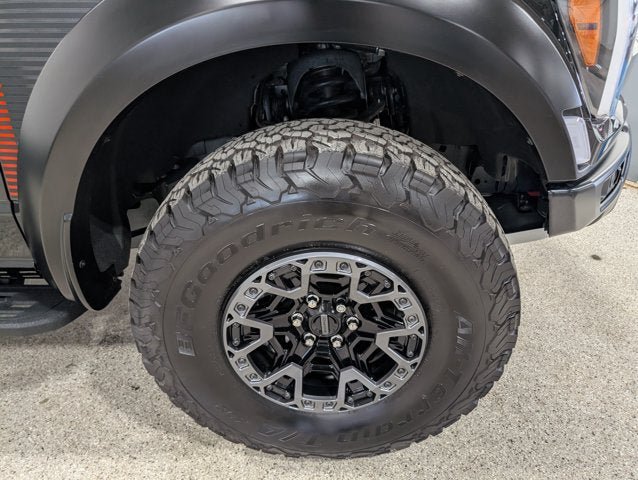 Used 2025 Ford F150 Raptor w/ Equipment Group 803A Raptor R AWD/4WD image 15