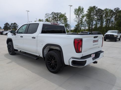Used 2026 GMC Sierra 1500 Pro w/ Graphite Edition image 5