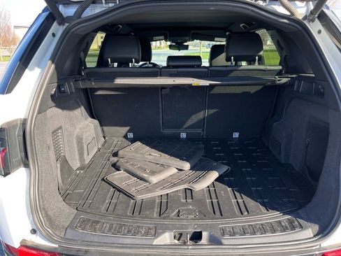 Used 2020 Land Rover Discovery Sport S R-Dynamic image 12