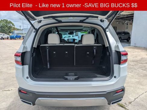 Used 2026 Honda Pilot Elite image 13