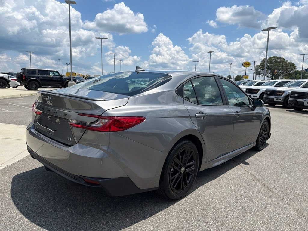 Used 2026 Toyota Camry SE FWD image 4