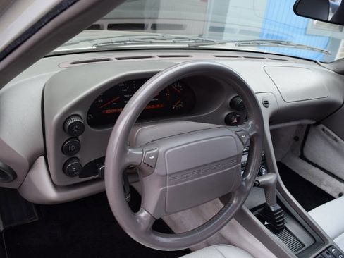 Used 1993 Porsche 928 GTS RWD image 29