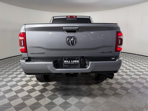 Used 2024 RAM 2500 Big Horn w/ Level 2 Equipment Group AWD/4WD image 9