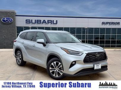 Used 2023 Toyota Highlander XLE