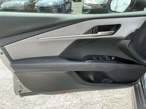 Used 2025 Toyota Camry SE w/ Multimedia Upgrade Package image 16