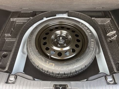 Used 2022 Ford Escape SE w/ Cold Weather Package image 45